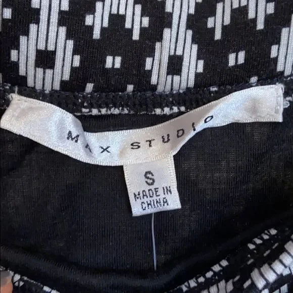 *free with purchase*  Max Studio black and white midi skirt - Picture 2 of 4